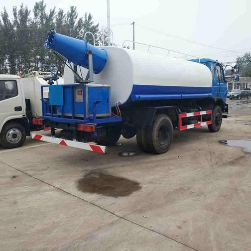10立方喷洒车 3吨洒水车价格 优惠洒水车报价表 3立方小型洒水车型号