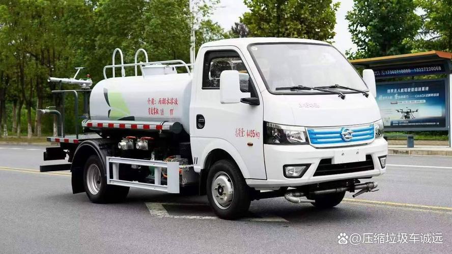 揭秘18吨洒水车制造商的科技革新与城市绿化实践